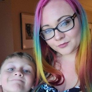 Meet your Posher, Posh